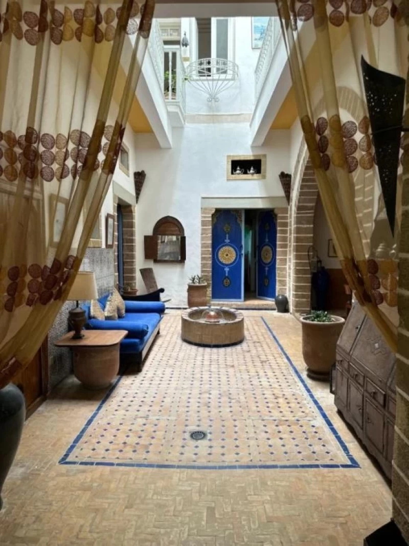 Surfurlaub zwischen den Wellen des Atlantiks und der Magie der Medina