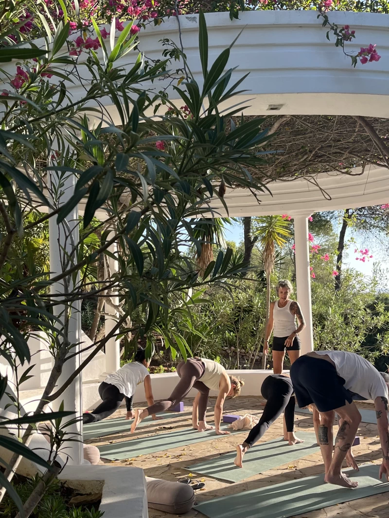 Yoga & Wellness auf Ibiza – Finde zurück zu dir selbst