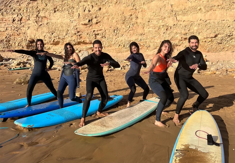 Surf- und Yogacamp in Essaouira: Eine Reise in die Seele Marokkos!