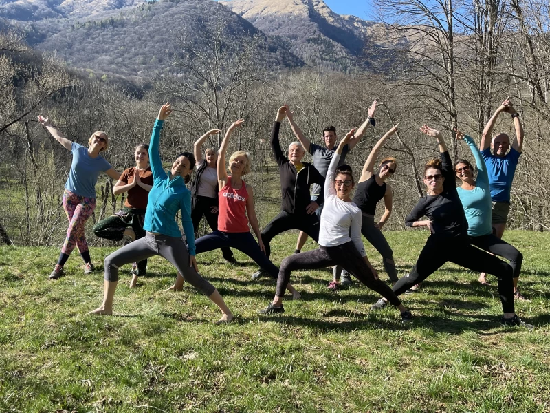 Yoga, Wandern und Massagen: Deine Auszeit in Tessin