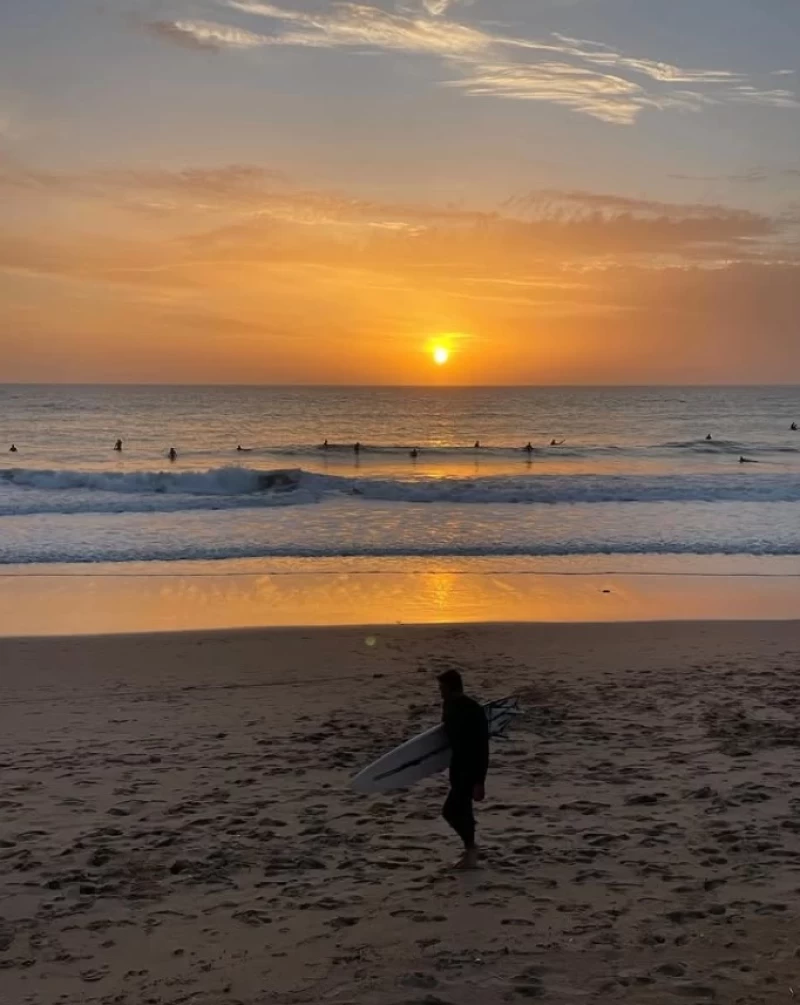 Dem Winter entfliehen: Surfen und Glamping in Andalusien