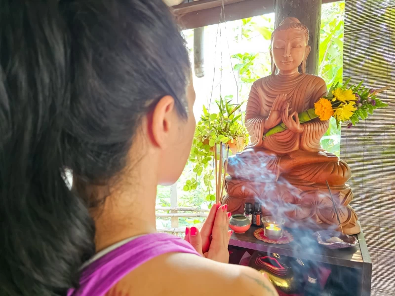 Reise zur inneren Harmonie: Yoga, Reiki und Klänge der Ahnen