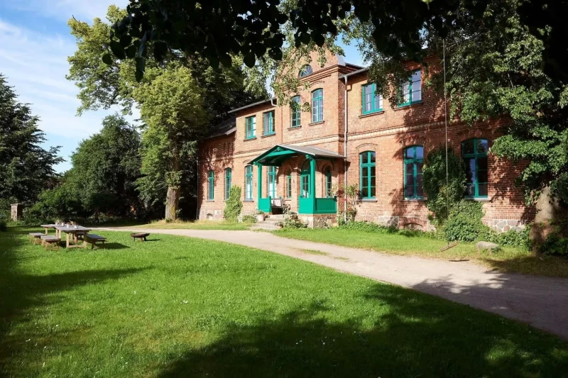 Spätherbst am See: Yoga & Ayurveda in Neu Schönau