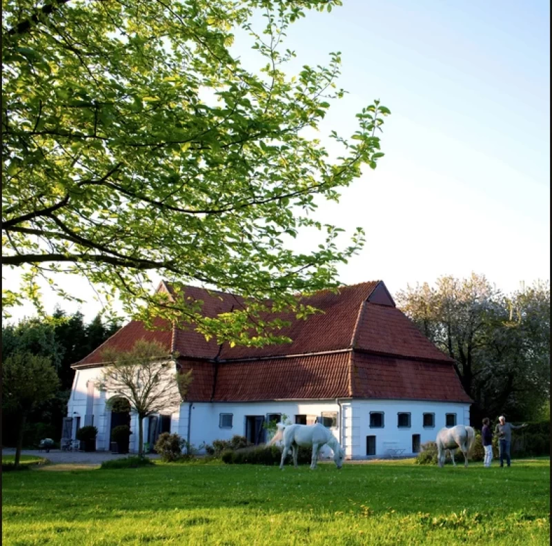 Pilates-Wochenende im alten Gutshof nahe der Ostsee