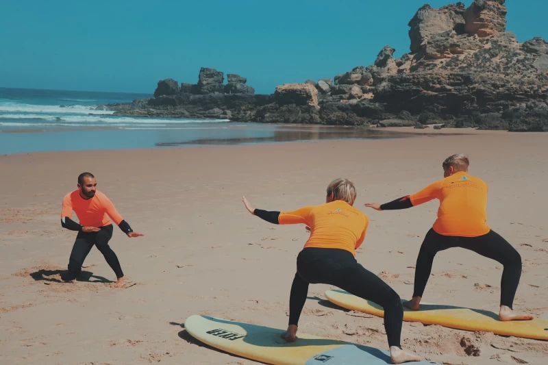 Surf Retreat an der Algarve: Entdecke die besten Surfspots der Region