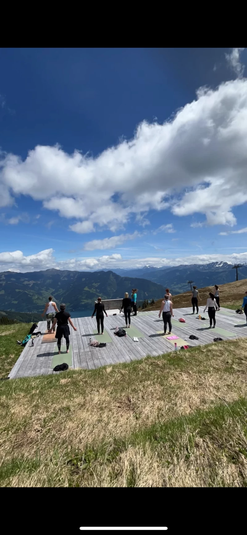 Re:connect your Body and Soul: Yoga Retreat mit Laura Hermanik