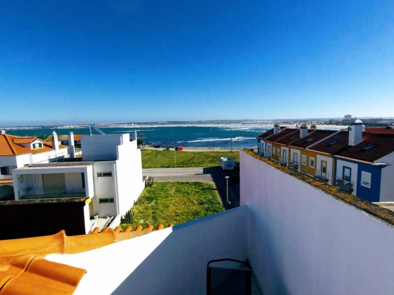 Surf Lodge in Peniche: Werde Teil unserer Surf-Familie