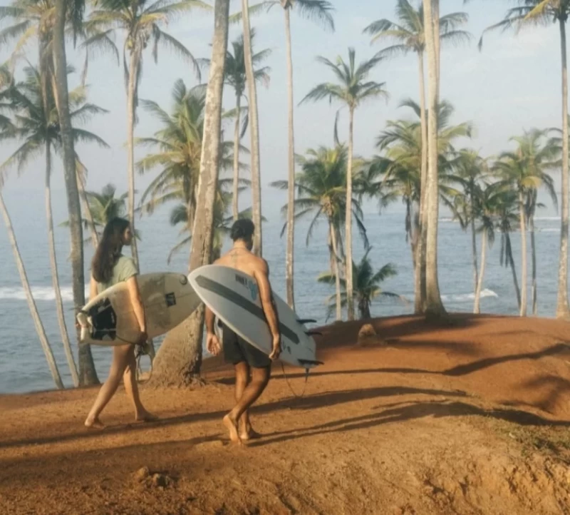 Surfcamp direkt am Strand im tropischen Süden Sri Lankas