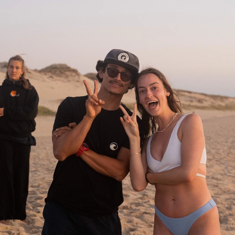 Zwischen Dünen und Meer: Dein Surfcamp am Atlantik