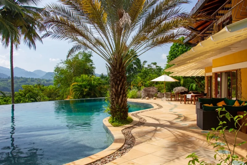 Exklusives Yoga- & Wellness-Resort im grünen Herzen Sri Lankas