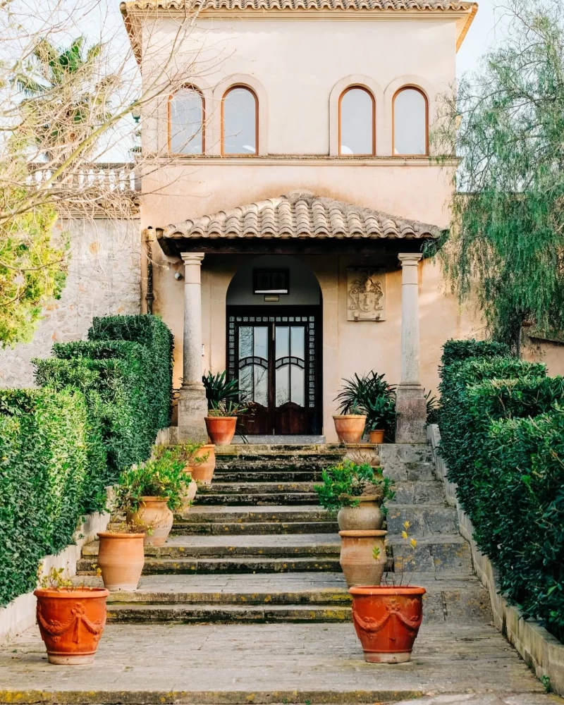 Mallorquinische Gelassenheit: Yoga, Entspannung & Natur erleben