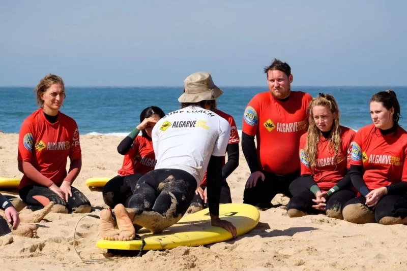 Learn to surf and meet new people at the surf hostel in Sagres
