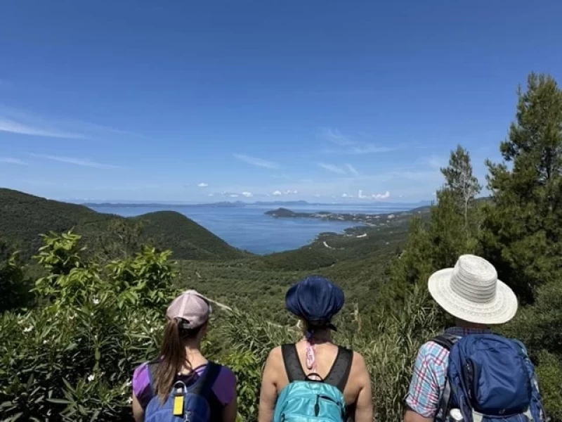 Yoga- und Wander-Retreat in einer traumhaften Villa in Griechenland