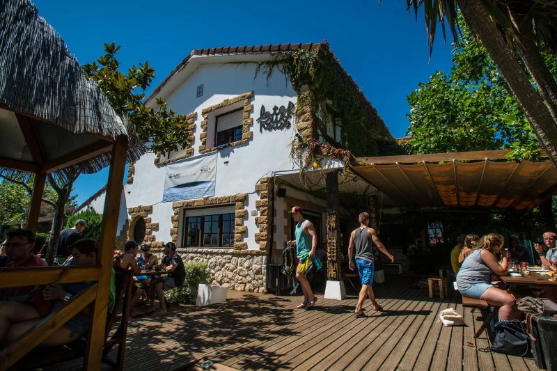 Surfhaus in Nordspanien: Surfen, Party & perfekte Vibes