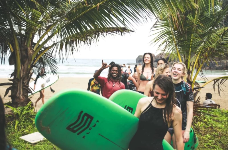 Yoga- und Surf-Erlebnis für die Ewigkeit auf Sri Lanka