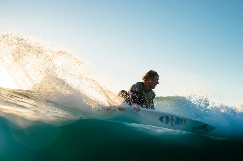 Der Sommer deines Lebens: Surfen und gute Laune am Atlantik