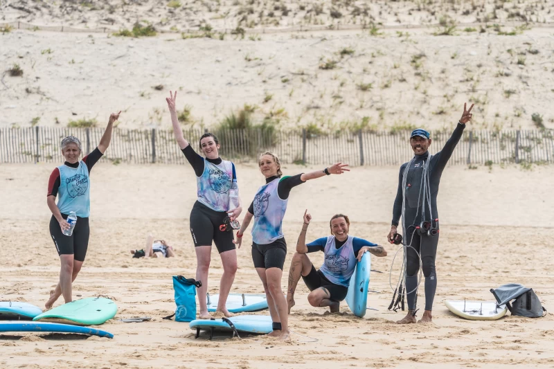 Erlebe den Surf-Spirit: Eine Woche Surfcamp im Surf-Cosmos Lacanau