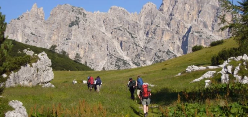 Dolomiten Trekking: Vom Pragser Wildsee nach Belluno