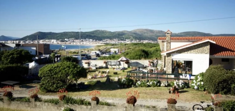 Reconnect: Yoga-Retreat am Meer in Nordportugal
