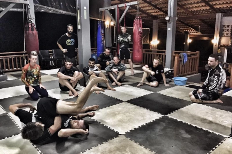 BJJ Camp: Train Brazilian Jiu-Jitsu with real professionals