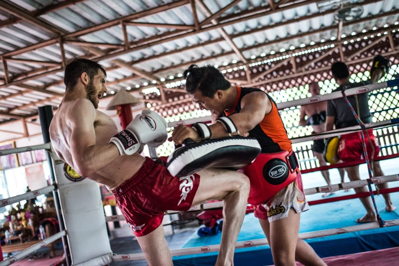 Muay Thai & Muay Boran Camp mitten in Bangkok