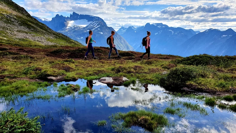 Yoga- und Wander-Retreat zwischen den Fjorden Norwegens