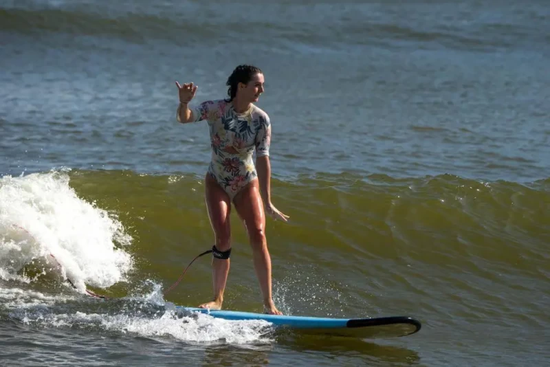 Intermediate-Surfcamp: Spaß, das nächste Surflevel & gute Vibes