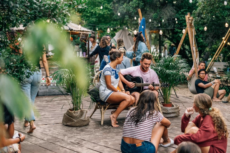 Surfcamp in den Pinienwäldern Moliets: Sonne, Natur und gute Laune