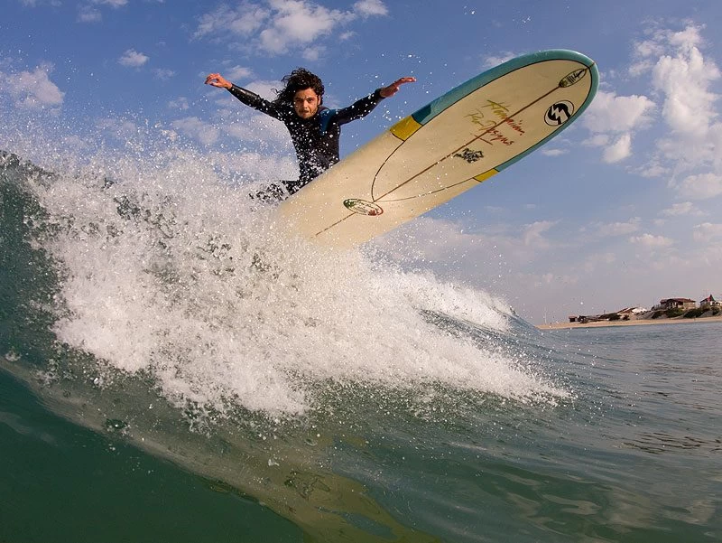 Surf-Guiding rund um Santa Cruz: Leere Line-Ups und perfekte Wellen - 3/5