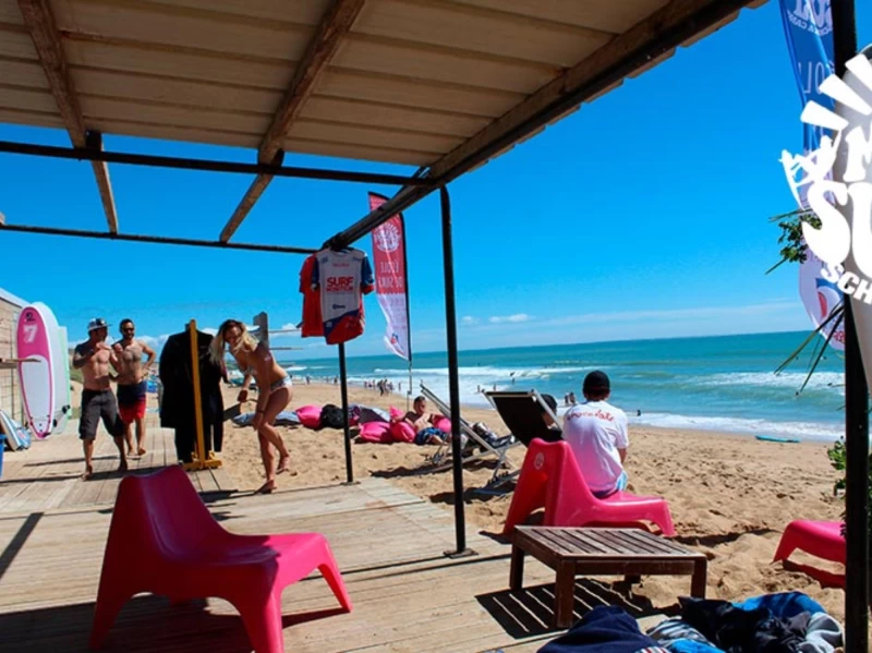 Surfcamp zwischen Pinien und atlantischer Brandung