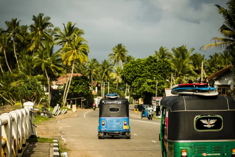 Surferlebnis auf Sri Lanka: Fantastische Wellen & Weltklasse-Strände