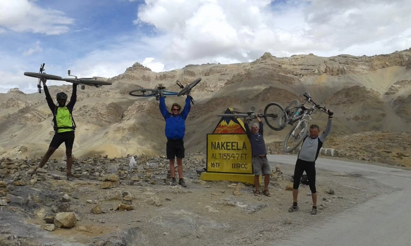 Himalaya Fahrradtour über den Manali Leh Highway