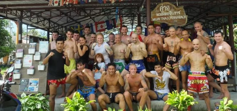 Muay Thai Camp: Trainiere mit echten Weltmeistern