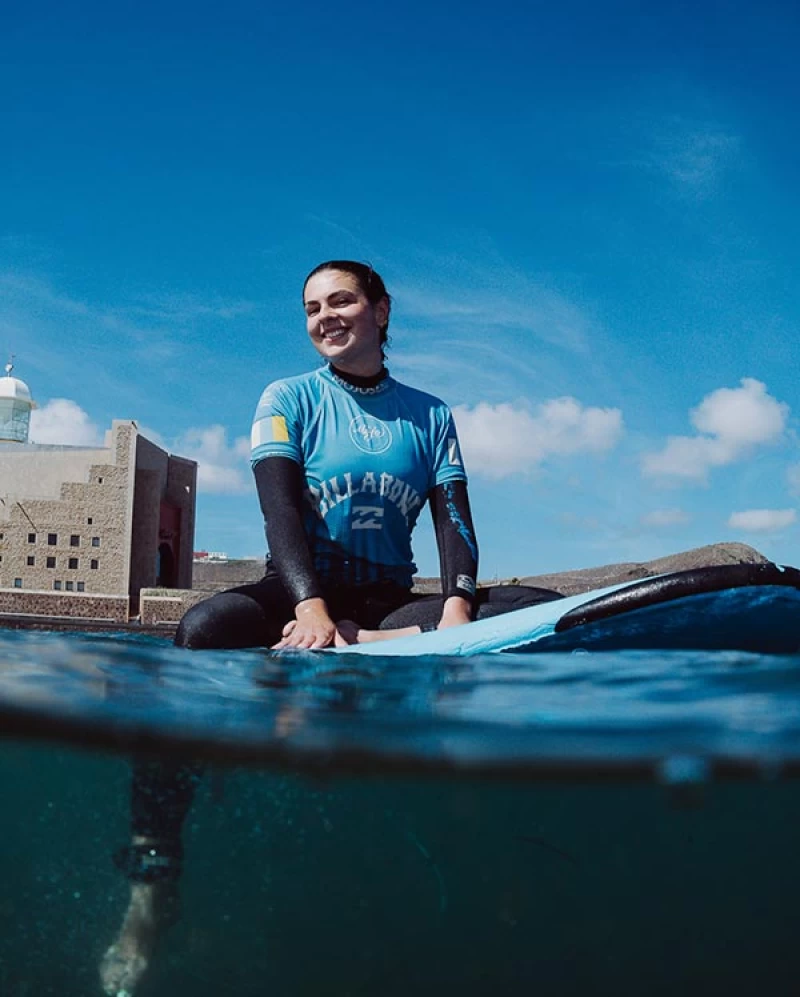 Wellen mitten in der Stadt – Surfurlaub in Las Palmas