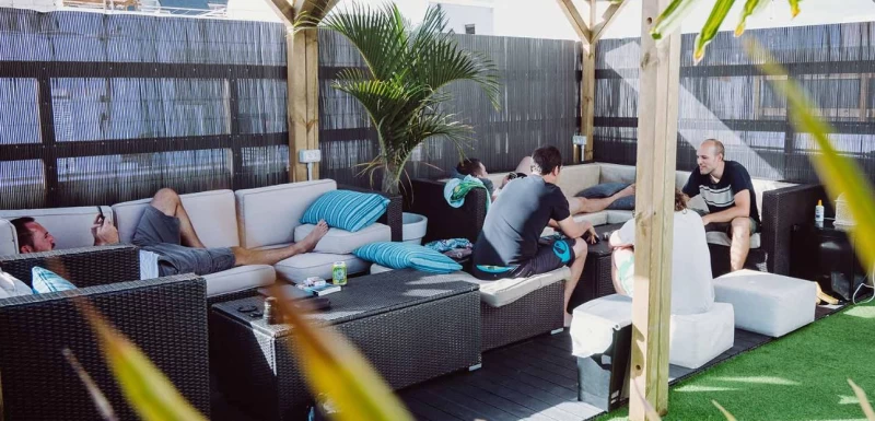 Wellen mitten in der Stadt – Surfurlaub in Las Palmas