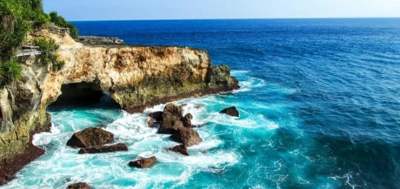 Surf & Yoga Retreat auf der Paradies Insel Nusa Lembongan