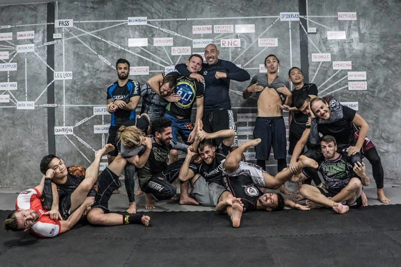 BJJ Camp: Train Brazilian Jiu-Jitsu with real professionals