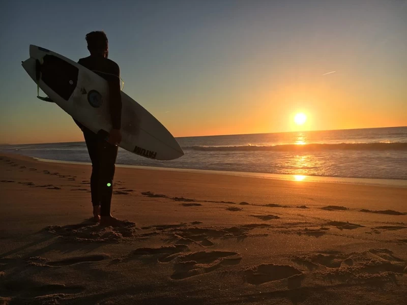 Beachlodge Surfcamp: Erlebe den sonnigen Winter Portugals
